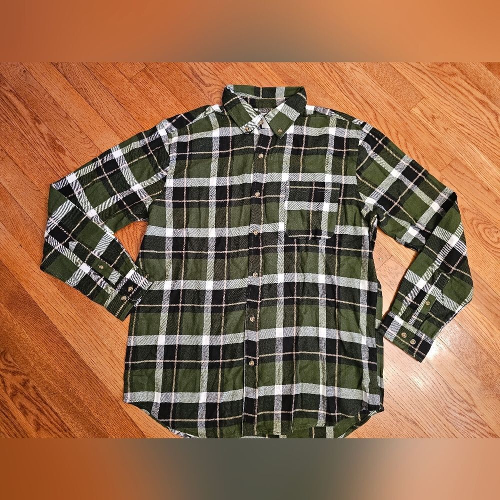 NWT Saddlebred Classic Fit Flannel Shirt - Green/Black Plaid, Size Large (L) - Picture 2 of 5